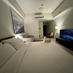  Apartahotel 81 Newport Blvd Cluster 4 Unit B 3rd Flr By Rechelle Nunag